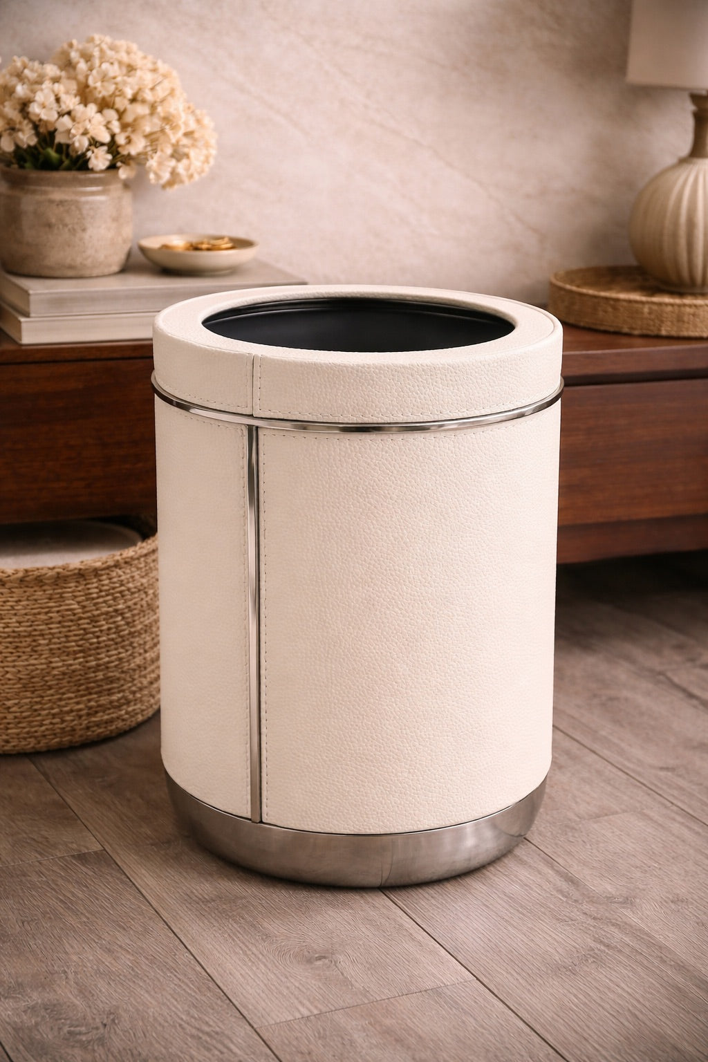 DUST BIN