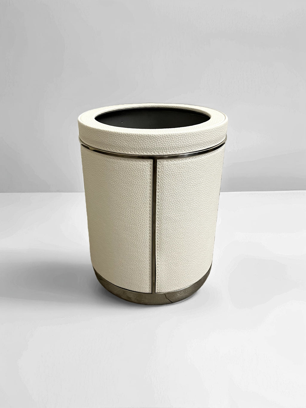 DUST BIN